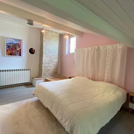 La Maison Du Bout Du Monde